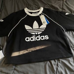 NWT women’s Adidas cropped sweater size small